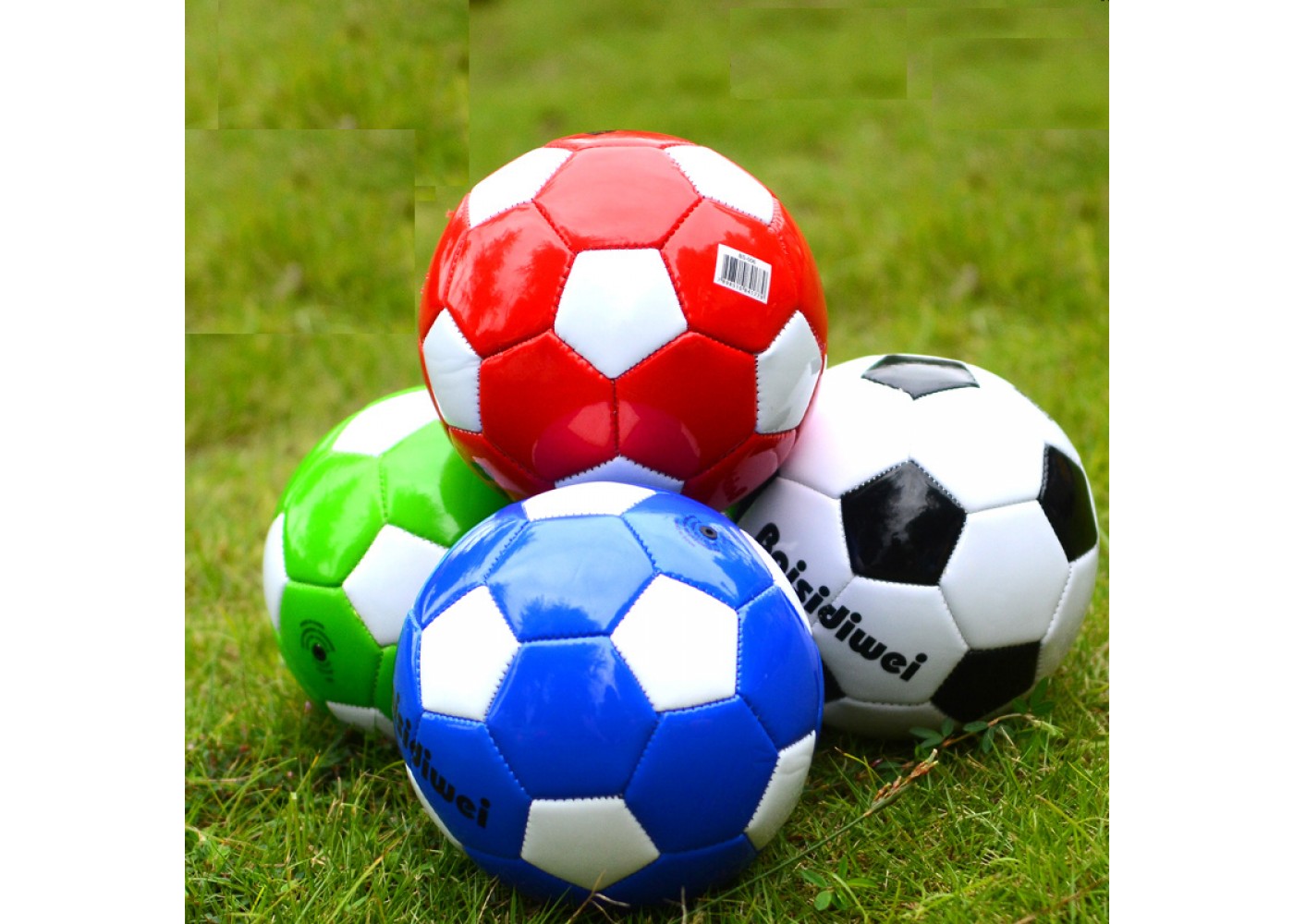 Мяч футбольный цветной
